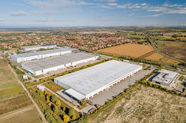 Industrial building at Üllő
